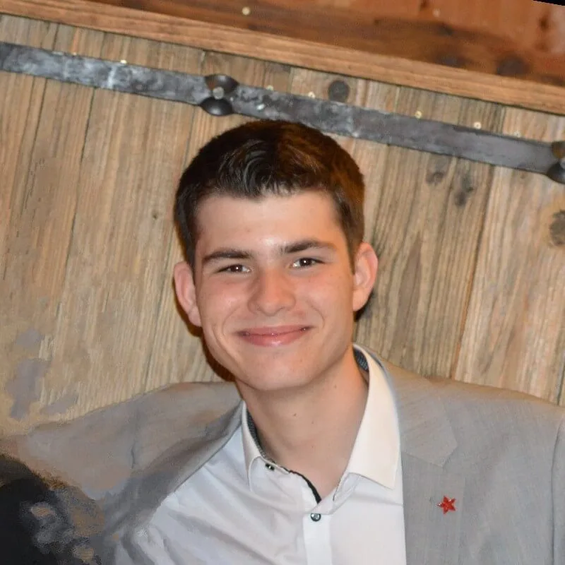 Picture of Lukas Lanzner, a Backend Engineer